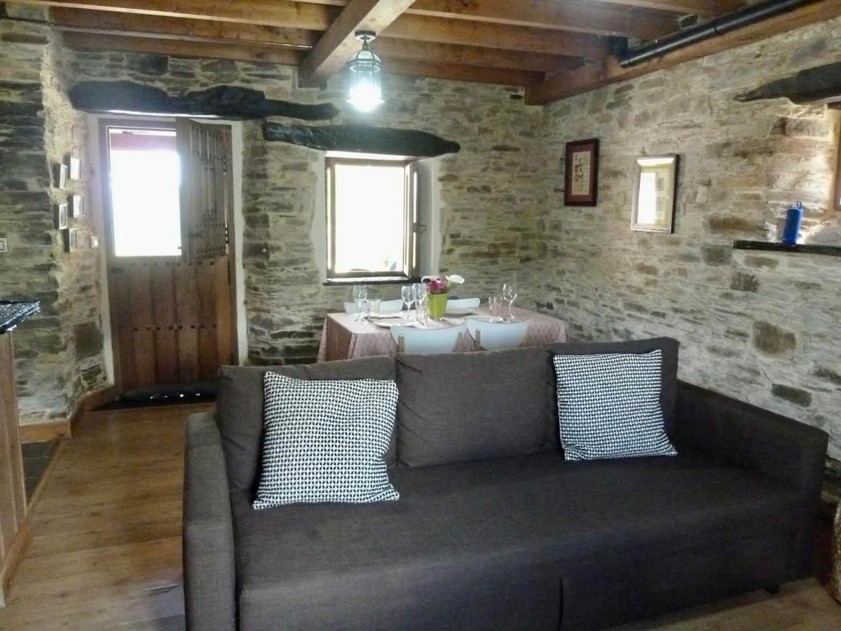 Casita Feliz Entre Montanas Y Cerca Del Mar Villa Trabada Exterior foto